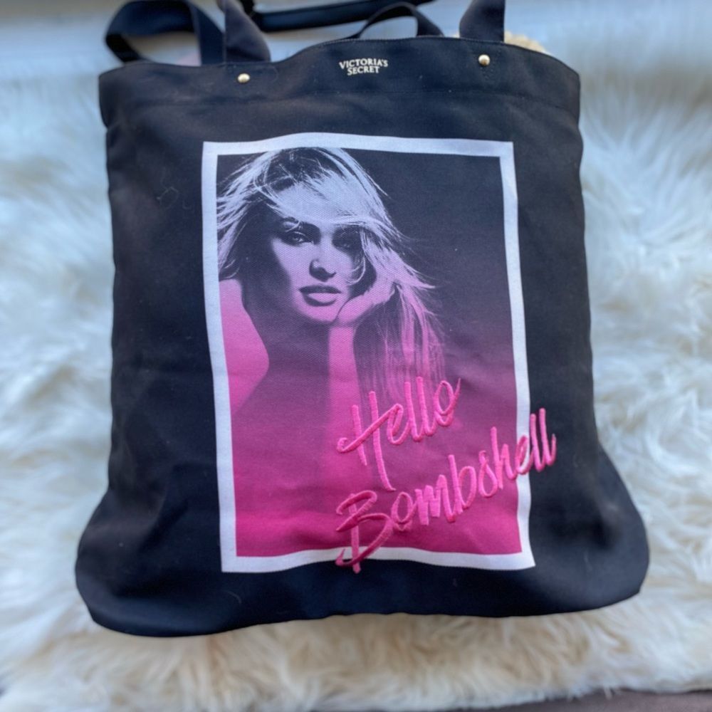 Victoria’s Secret bag - Picture 1 of 6